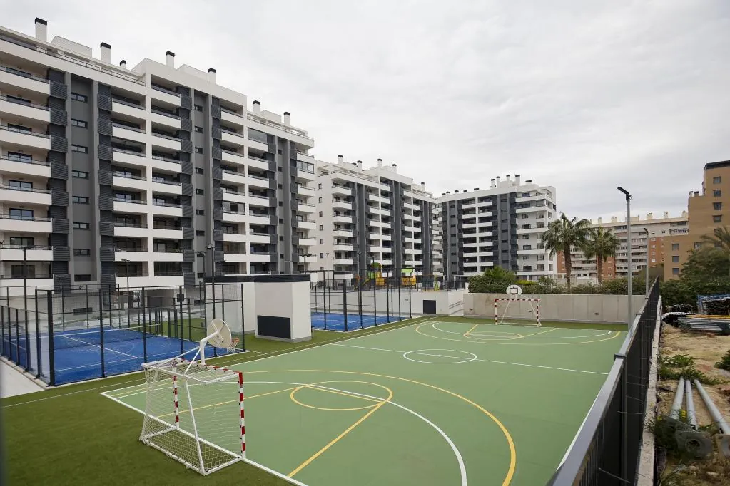 Una jueza investiga la polémica adjudicación de viviendas protegidas a cargos y familiares del Ayuntamiento de Alicante