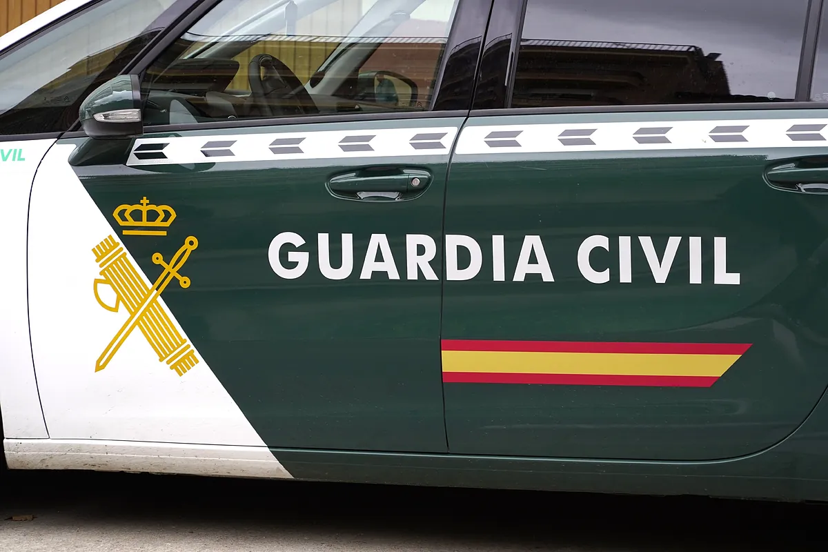 Un hombre mata de varias puñaladas a su pareja, un hombre más joven, en la urbanización de La Alcaidesa