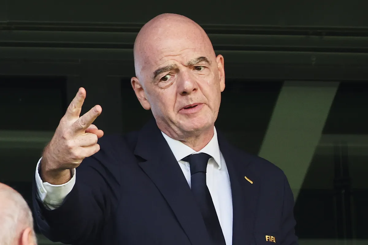 Infantino no cede y confirma de nuevo su candidatura a la presidencia de la FIFA