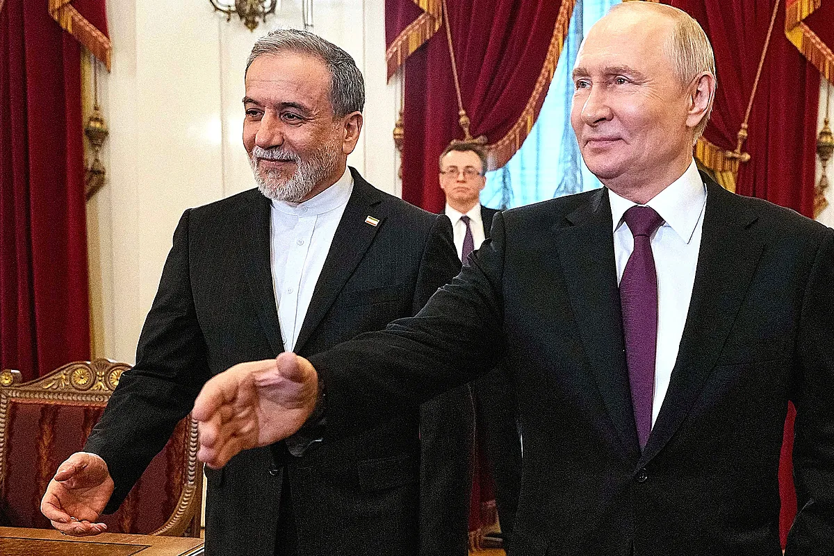 Rusia se postula ante Irán como árbitro en la guerra con EEUU y ofrece almacenar el uranio