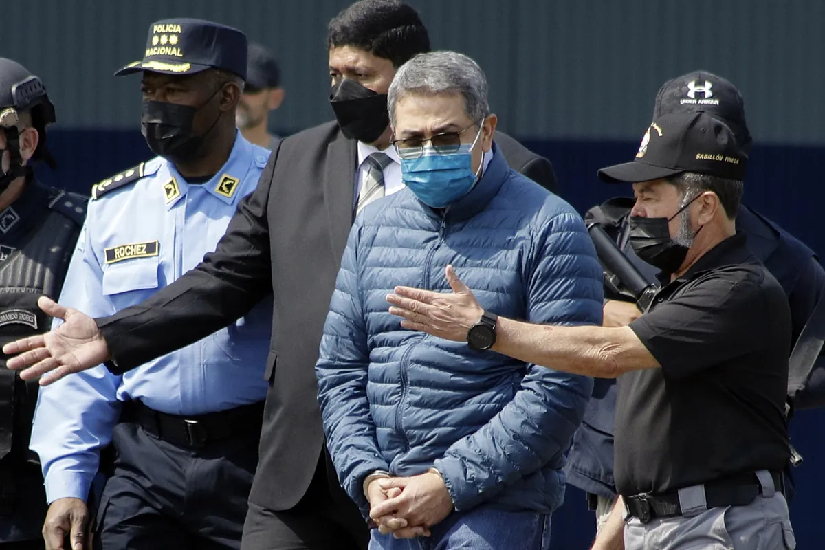 El ex presidente hondureño Juan Orlando Hernández, condenado a 45 años de cárcel por narcotráfico | Internacional