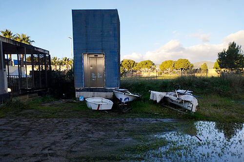 El ascensor fantasma del Palma Arena: un monumento a la corrupci�n balear que lleva 18 a�os subiendo y bajando a ninguna parte