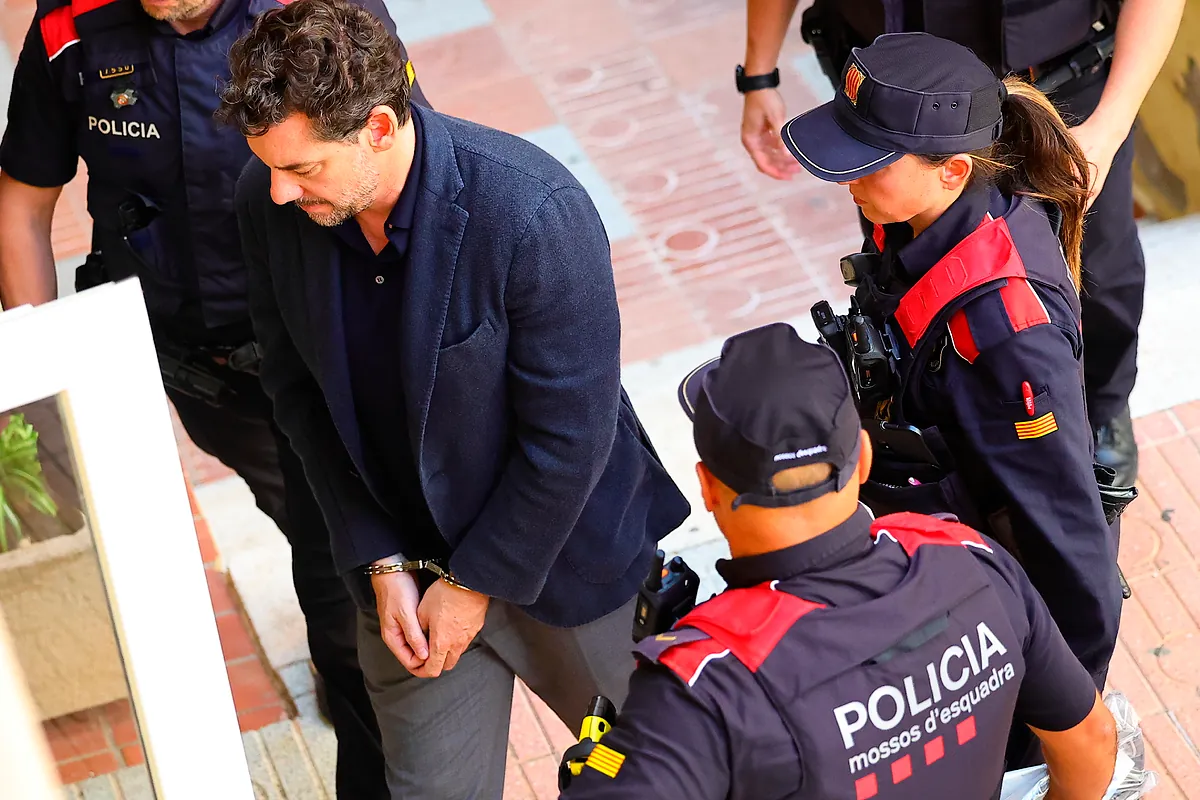 La Fiscalía se opone a levantar las medidas cautelares a Jonathan Andic porque ve riesgo de fuga por su "altísima capacidad económica" y las penas a las que se enfrenta por la muerte de su padre
