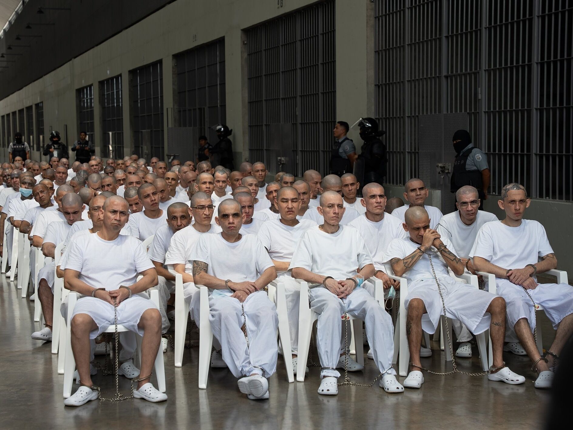 El Salvador juzga a más de 400 miembros de la Mara Salvatrucha