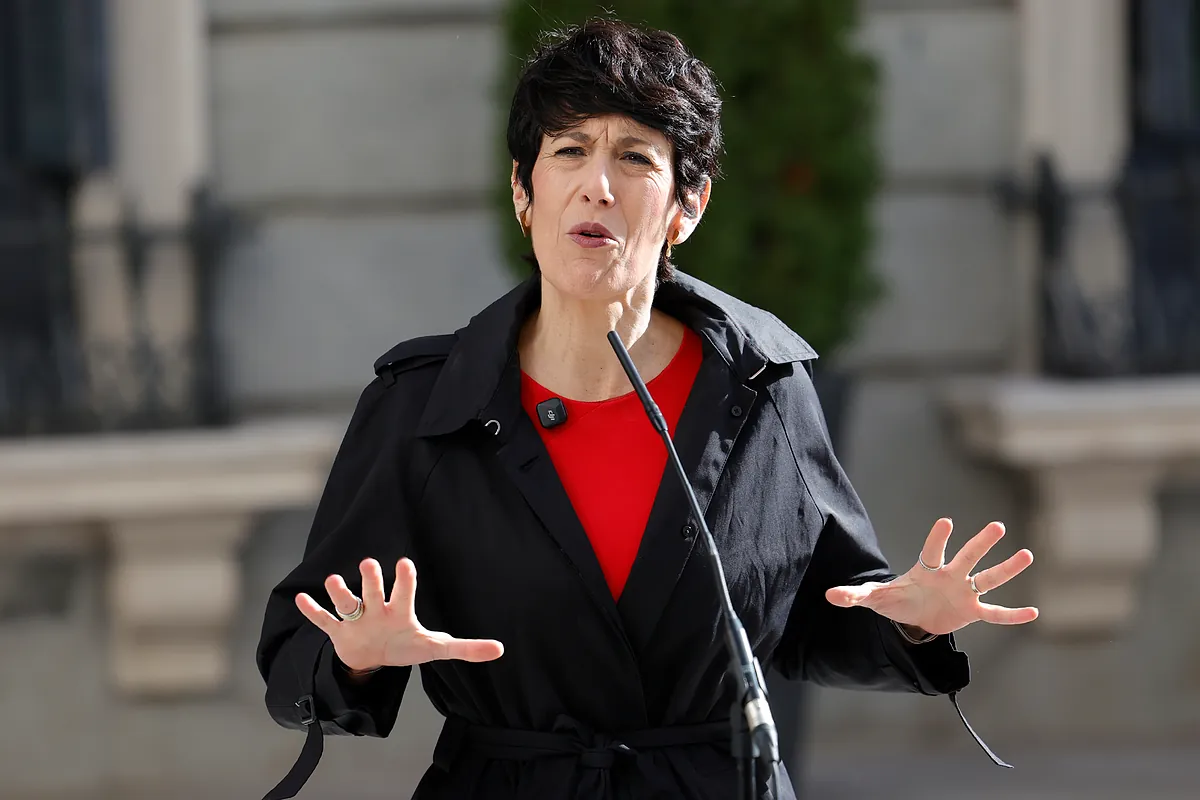 Sánchez nombra a Elma Saiz como portavoz para poner el foco en la economía en la recta final de la legislatura y lanza a Milagros Tolón, rival de Page, como ministra de Educación