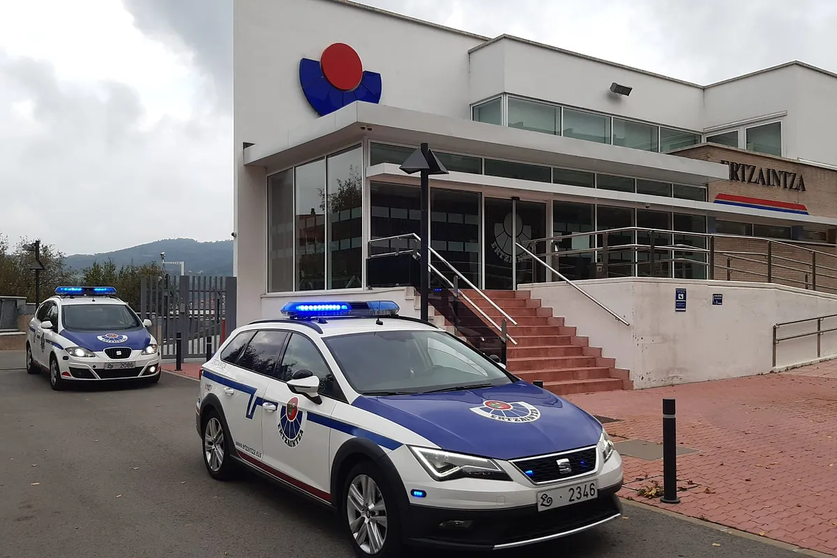 Detenido un hombre de 45 años por asesinar presuntamente a su pareja en Basauri (Vizcaya)