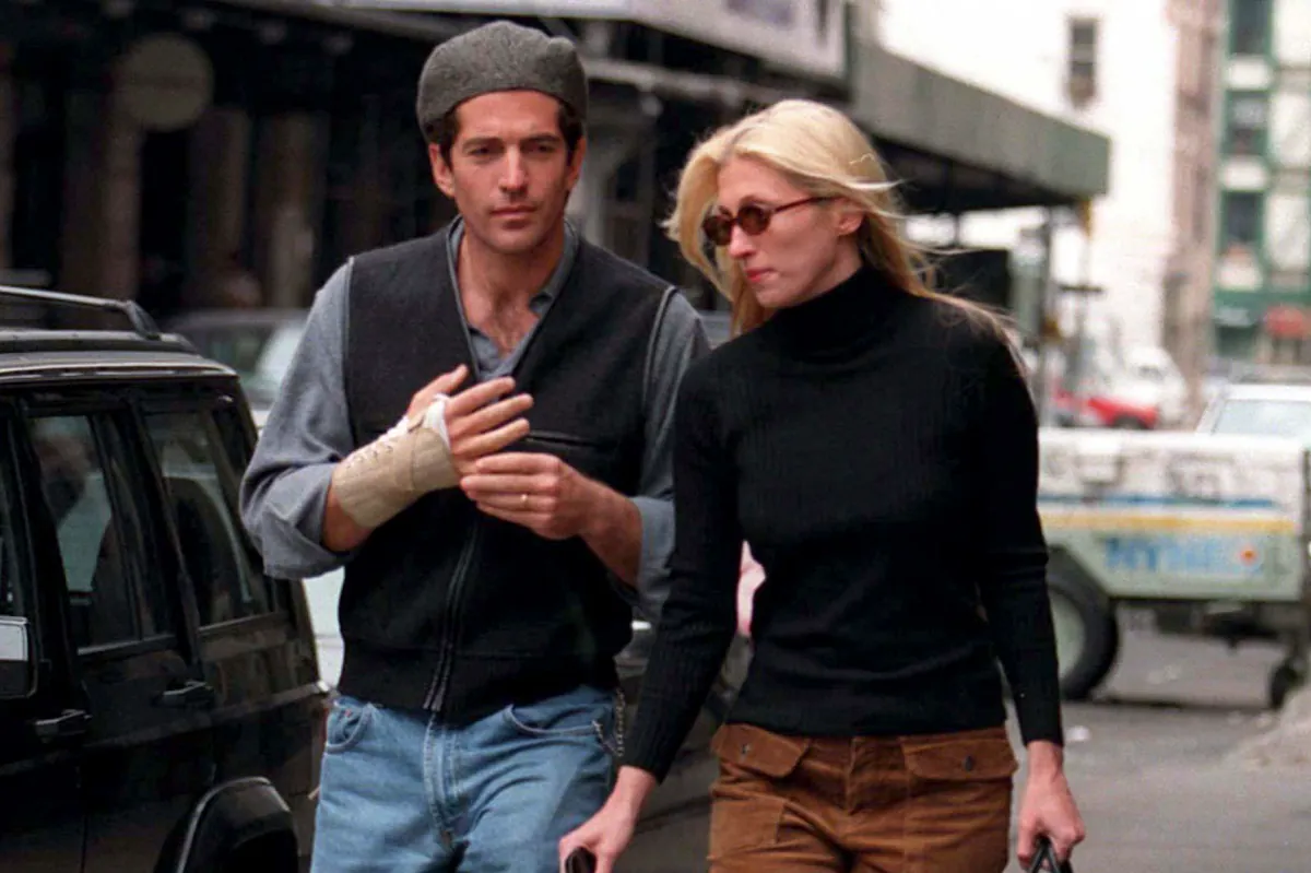 Fascinación por la belleza de kouros de John John Kennedy en los 90 del fin de la historia