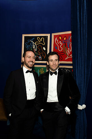 Doctores, empresarios y Espinosa de los Monteros con pajarita... Lo que no se vio de la inauguraci�n del club de Onieva