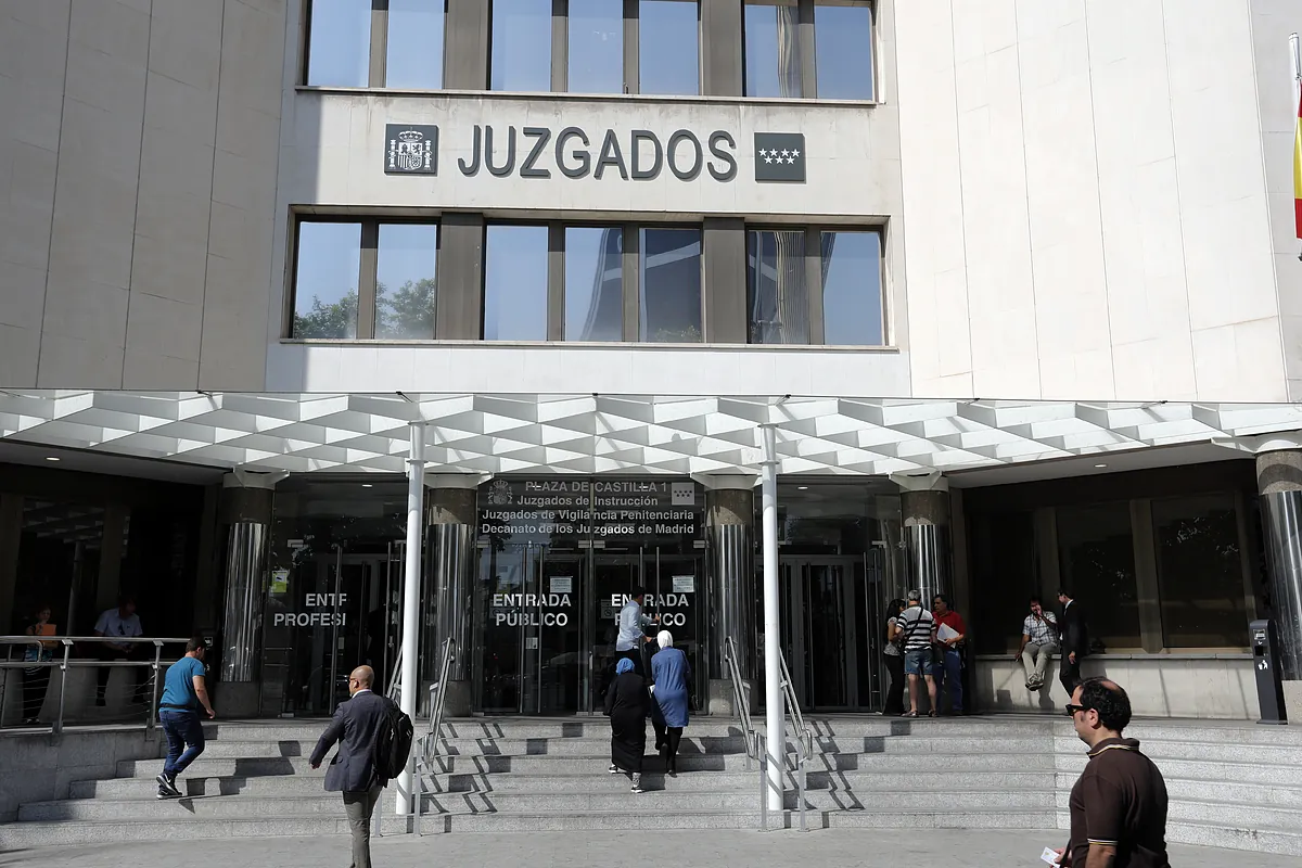 Un juzgado investiga a seis mandos policiales por el presunto acoso a un subinspector tras denunciar irregularidades en Irak