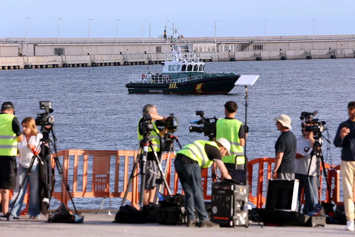 Descenso y evacuación exprés del MV Hondius ante el miedo mundial a otra pandemia: "Es un dispositivo inédito pero se hará con las mayores garantías de seguridad"