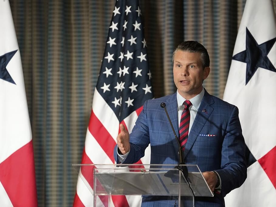 Hegseth utiliza una frase de 'Pulp Fiction' durante un sermón religioso en el Pentágono