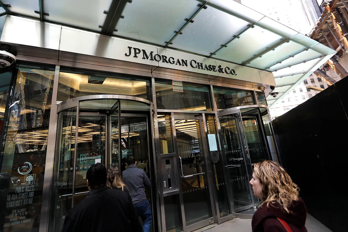 Así es el escándalo por una supuesta agresión sexual que mantiene en vilo a Wall Street y por el que JPMorgan ofreció un millón de dólares al demandante