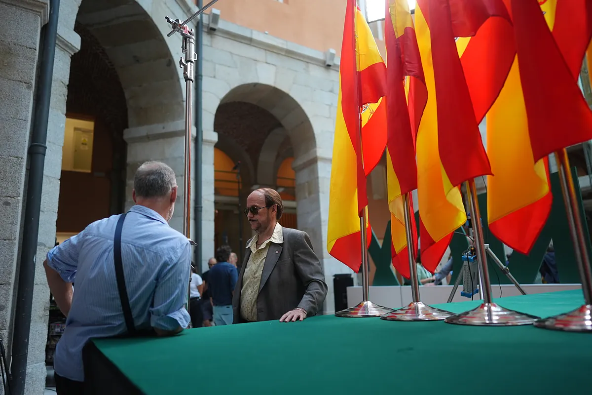 Cuando Torrente y El Fary conquistaron Sol: los rodajes audiovisuales en Madrid crecen hasta 2.103 filmaciones