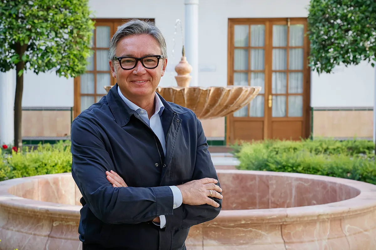 ¿A qué se dedicaba Manuel Gavira, candidato de Vox en las elecciones de Andalucía, antes de ser político?
