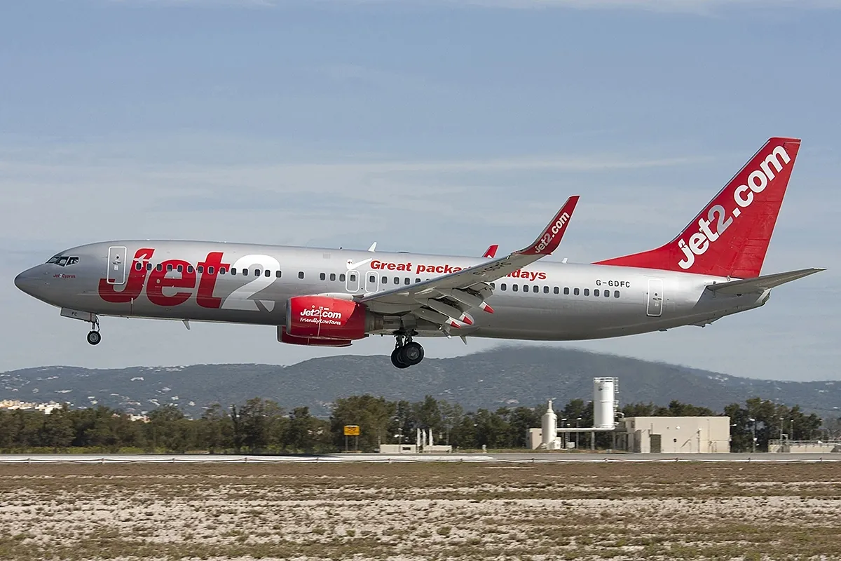 Un piloto sufre un infarto en pleno vuelo entre Tenerife y Birmingham