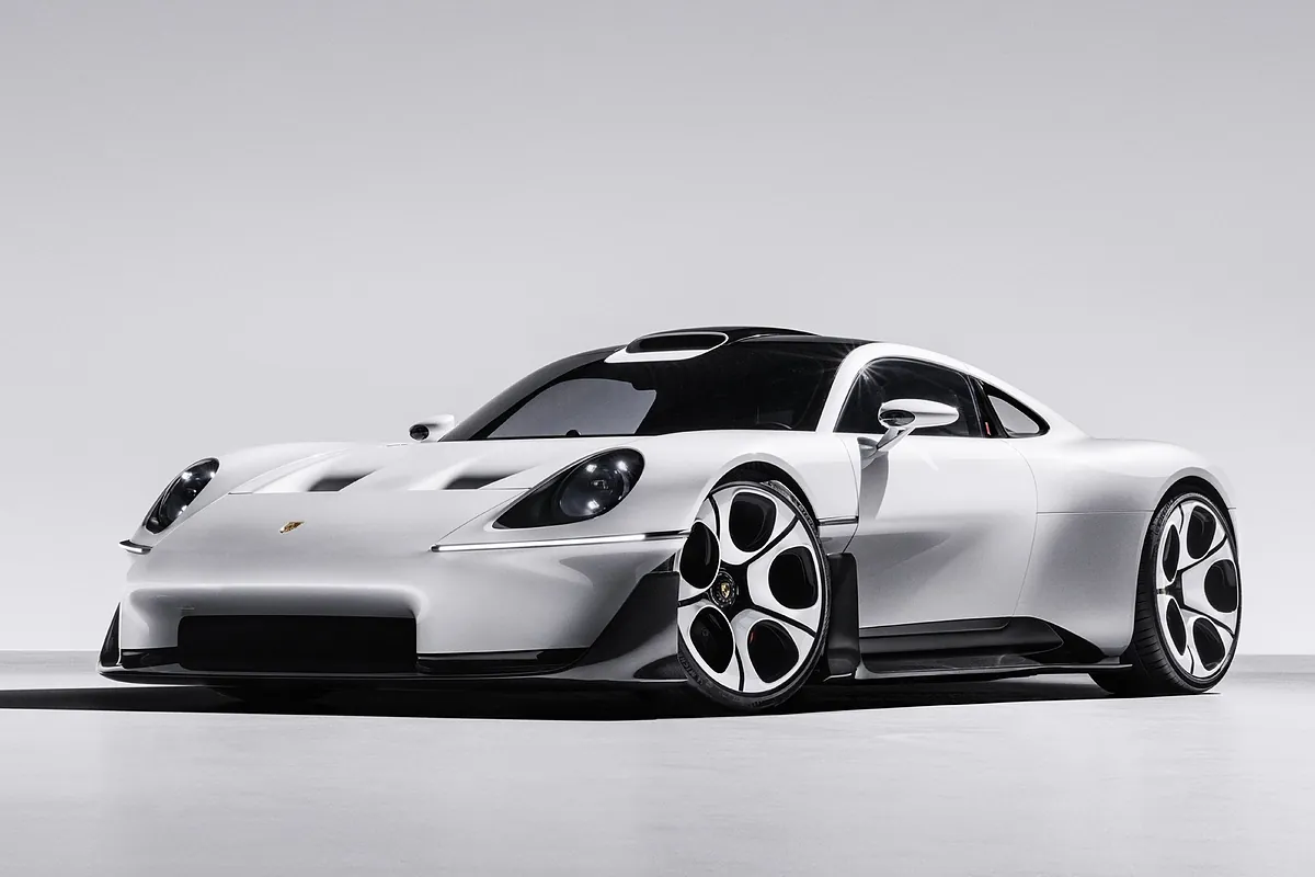 Porsche pone imagen a su nueva estrategia con el Mission S