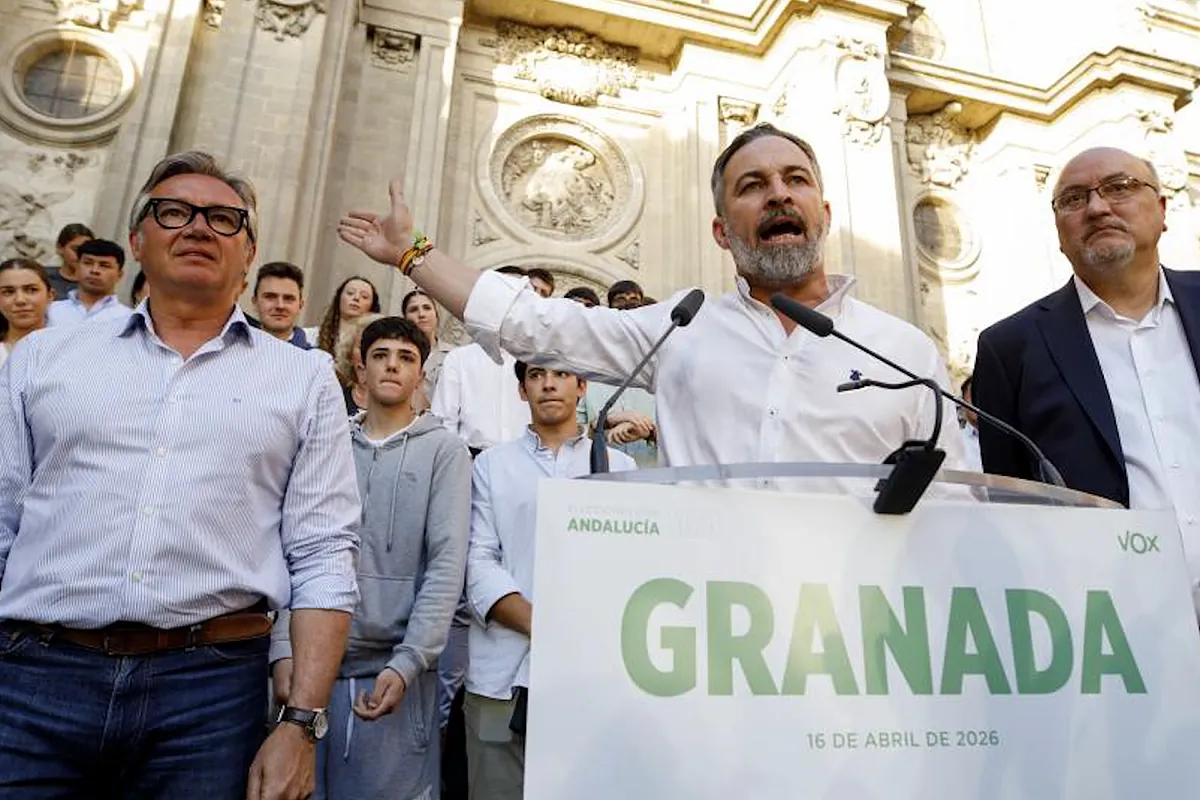 Boicot en Granada a un acto de Vox que Abascal tacha de "delito electoral"