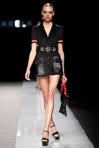 Felipe Varela, opulencia por activa y por pasiva