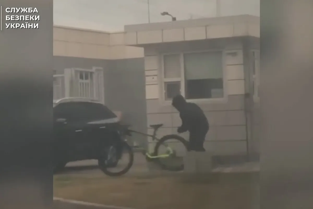 Momento en el que un sicario de Rusia intenta matar a un alto cargo militar de Ucrania