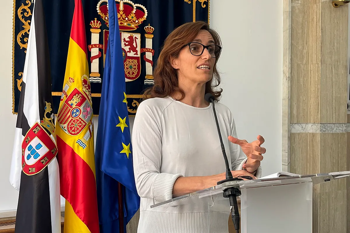 Mónica García radiografía la situación sanitaria de Ceuta: "Hemos tenido 11 casos de varicela confirmados y otros tantos sospechosos"