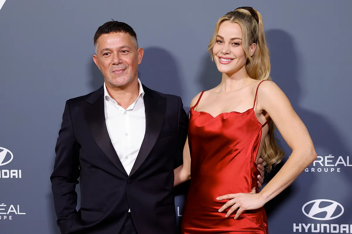 Alejandro Sanz y Candela Márquez rompen tras poco más de un año de relación