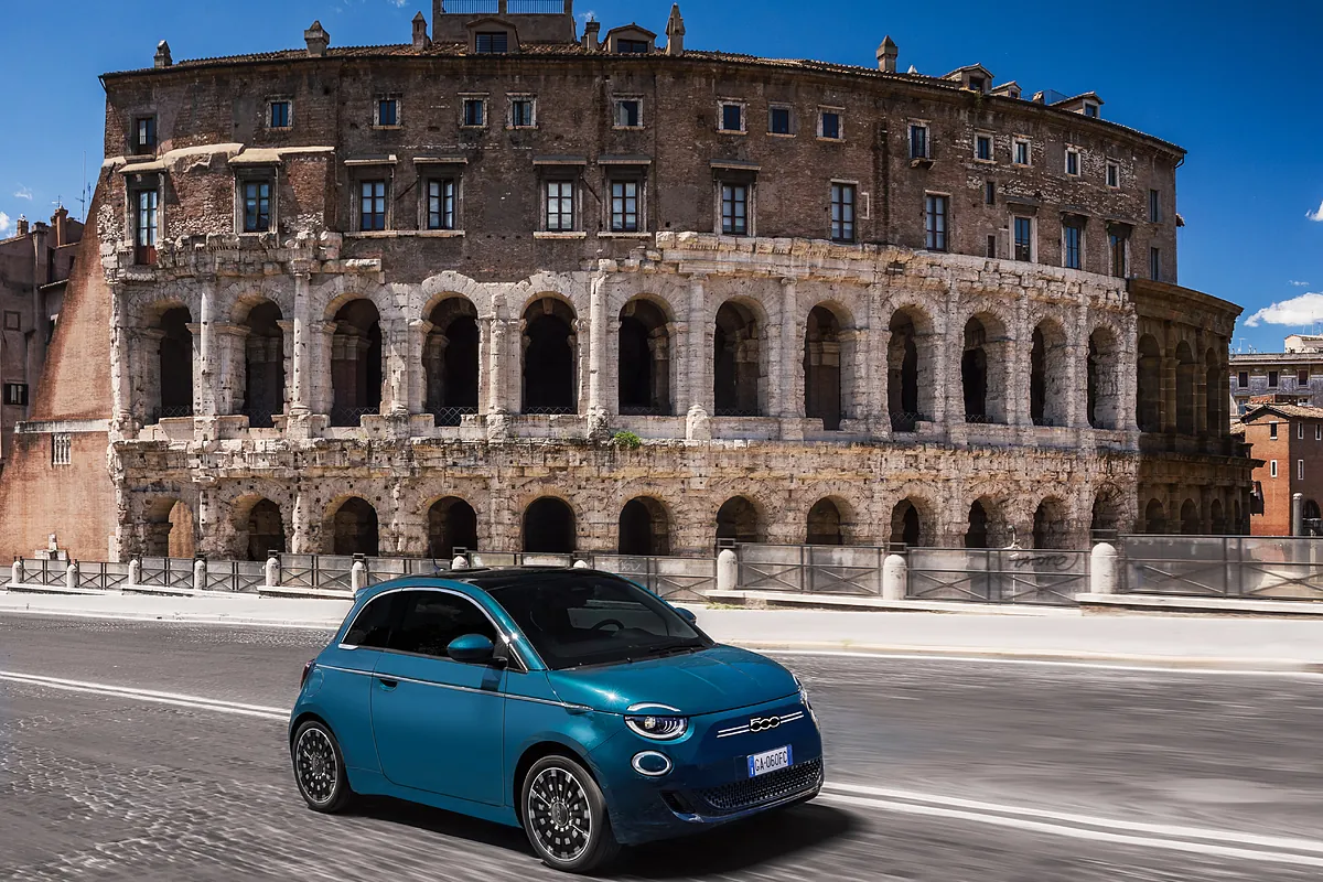 Roma cobrará 1.000 euros anuales para poder circular por el centro con un coche eléctrico ¿Un ejemplo para Madrid?