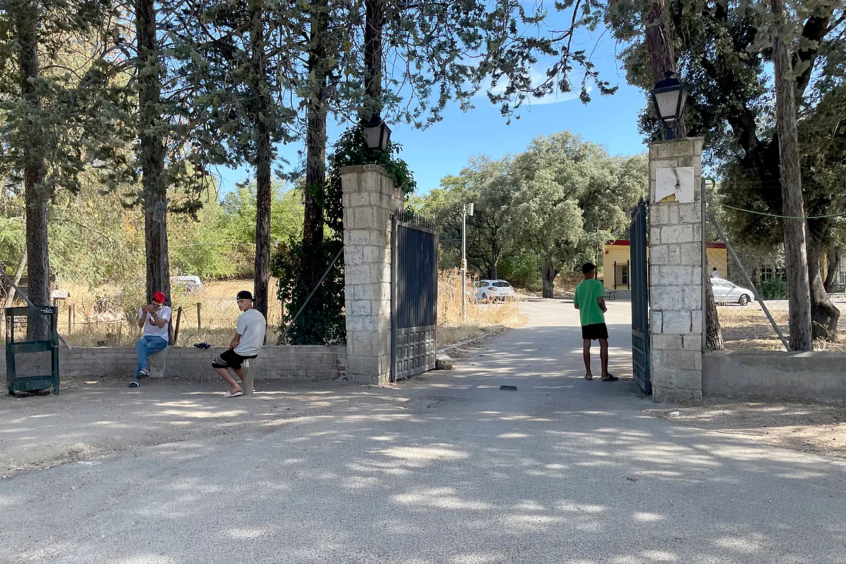 Nuevo incidente en el centro de 'menas' de la Casa de Campo: detenido un menor por robar y apuñalar a otro y amenazar a educadoras