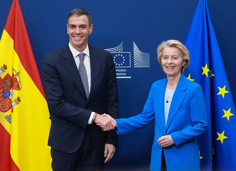 Troublemaker' Sánchez: la reputación de España en Europa se agrieta por la  presión con el catalán, las dudas en la OTAN y la "discrecionalidad" en  BBVA-Sabadell | España