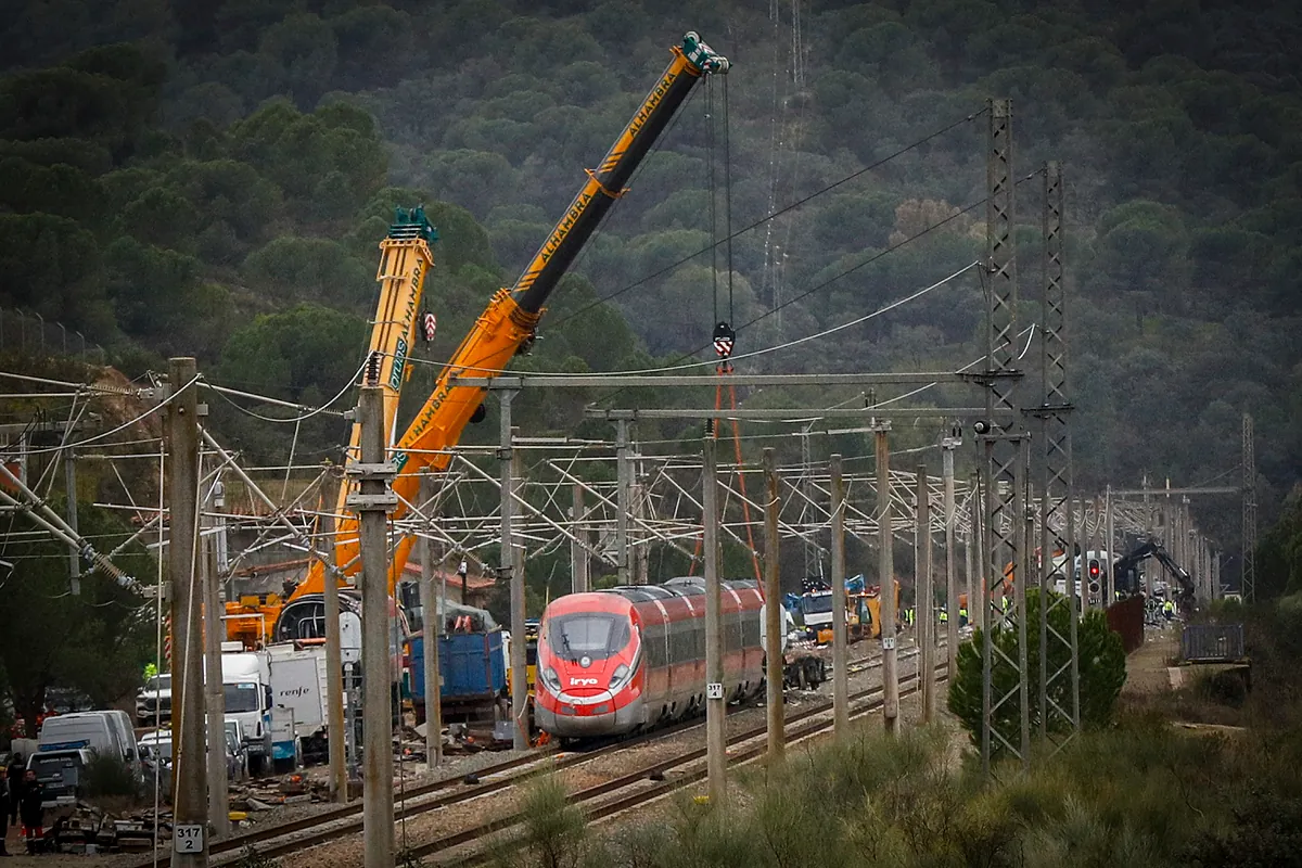 Víctimas de Adamuz denuncian falta de coordinación y asistencia tras el accidente ferroviario