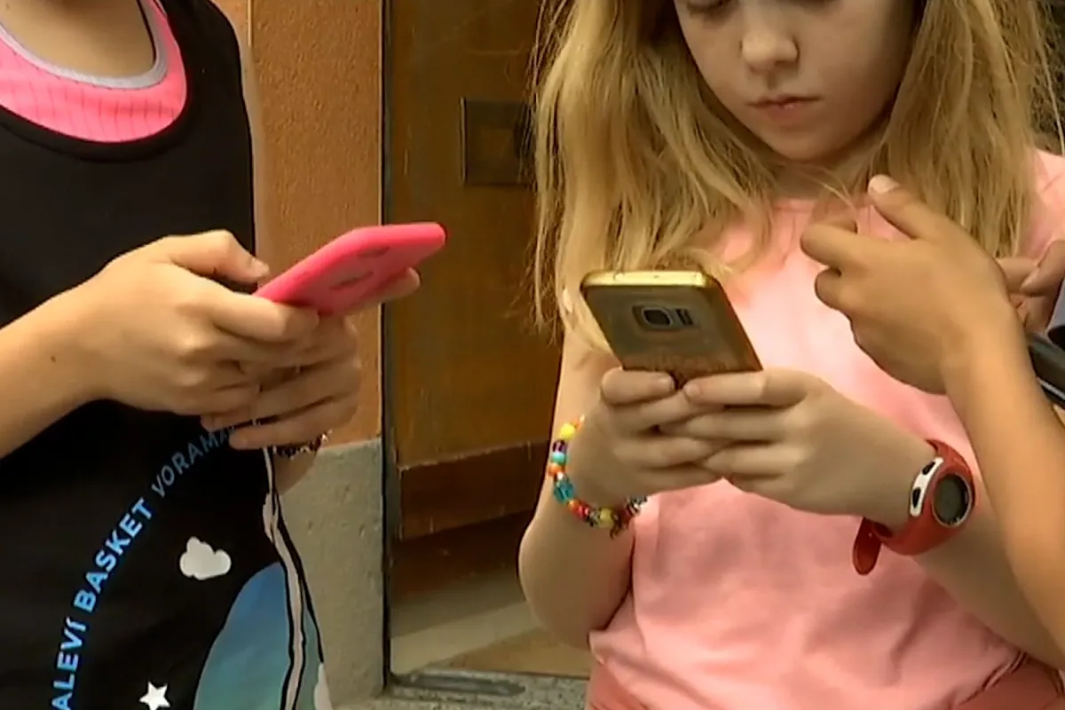 El 90% de los niños de 11 años en España ya tiene móvil