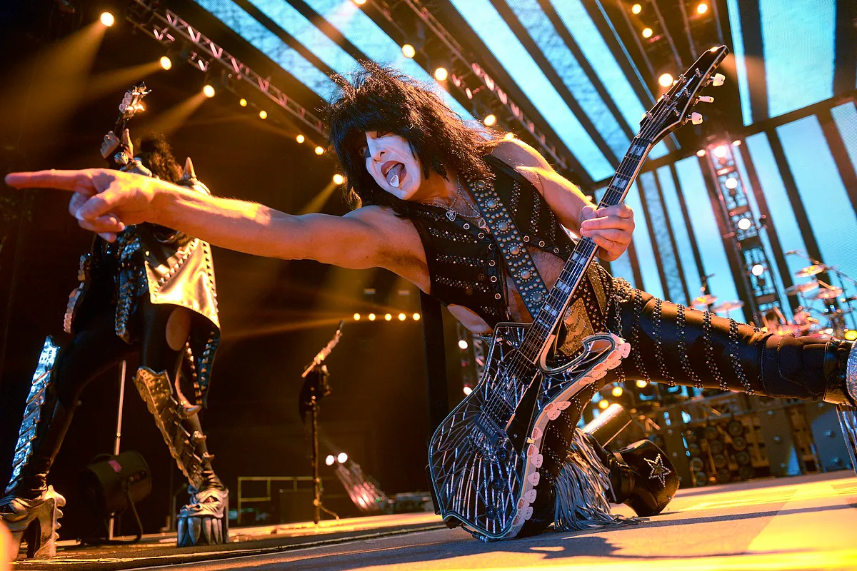 High Concert Ticket Prices: What You Don’t See Behind the Show