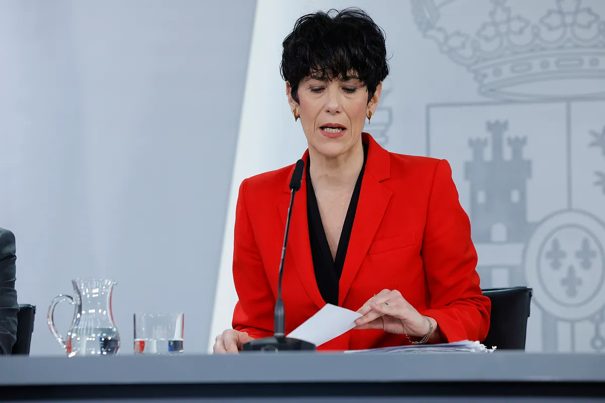 La regularización de inmigrantes elevará el PIB y las horas trabajadas, pero provocará un descenso del 0,6% en los salarios