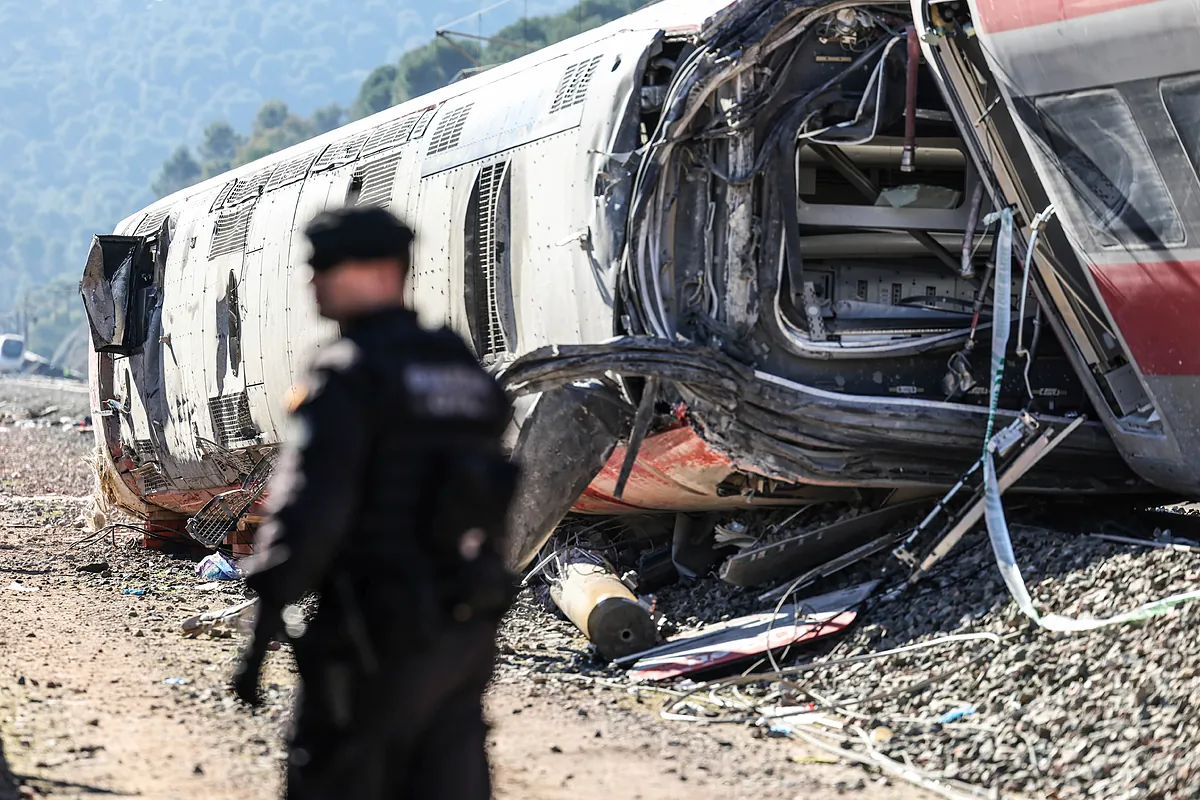 La investigación de Adamuz se alargará a 2027: El informe 'definitivo' del accidente no estará antes de nueve meses