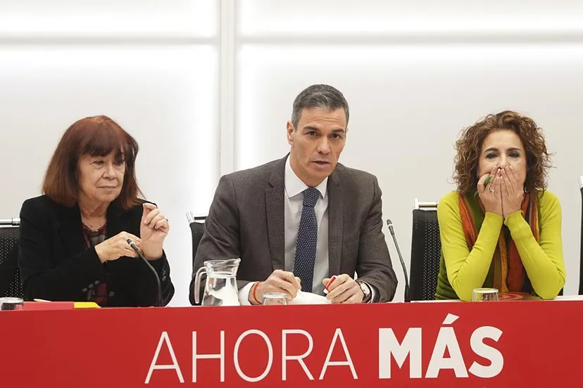 Sánchez comparecerá en el Congreso el 11 de febrero por el accidente de  Adamuz, pero rechaza hacerlo en el Senado como exigía el PP | España