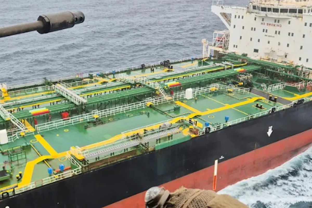 Francia intercepta un nuevo petrolero ruso bajo sanciones internacionales