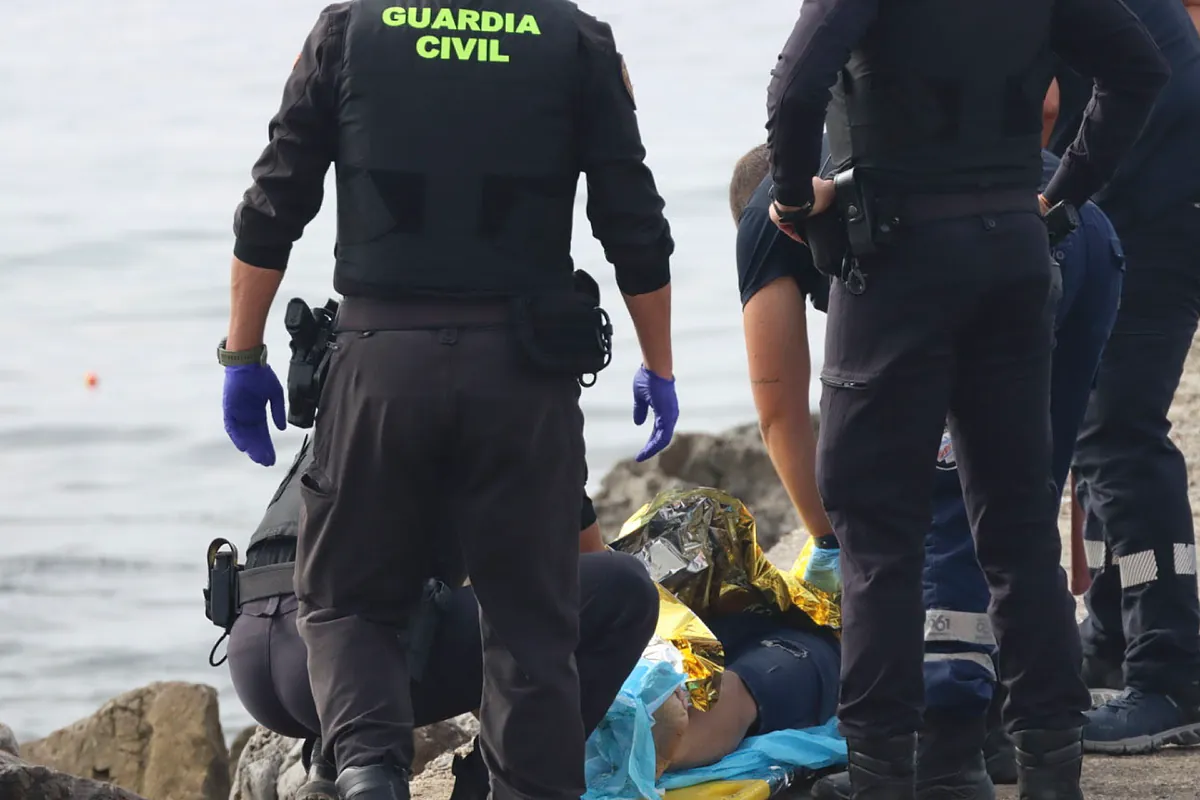 El Gobierno justifica que el Sistema de Protección Civil no permite declarar la emergencia nacional en Ceuta mientras el PP pide "actuar ante el colapso migratorio"