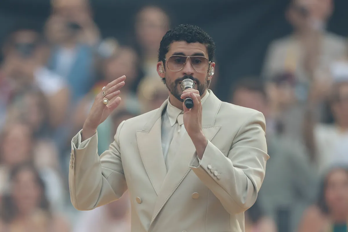 Entre el homenaje del arte y el clamor en las calles: el dilema de los conciertos de Bad Bunny en plena sequía en Puerto Rico