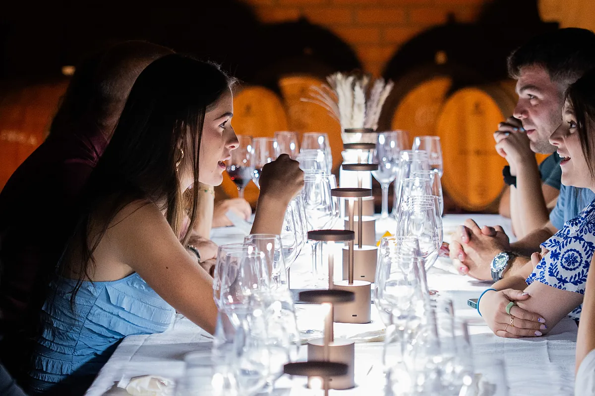 Bodega Pirineos presenta "Tiempo Líquido": Un viaje sensorial exclusivo a la memoria del Somontano