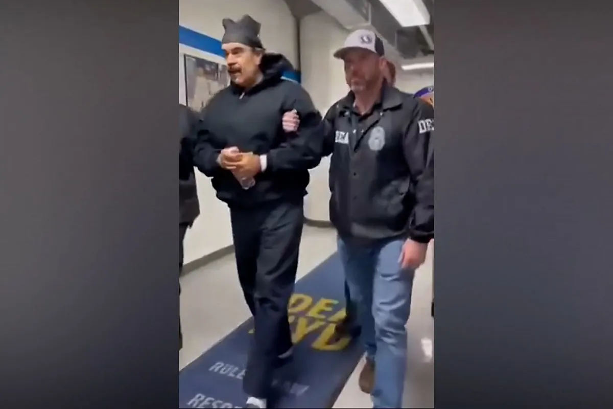 La llegada de Maduro a unas instalaciones de la DEA en Nueva York: "Buenas noches, feliz año nuevo"