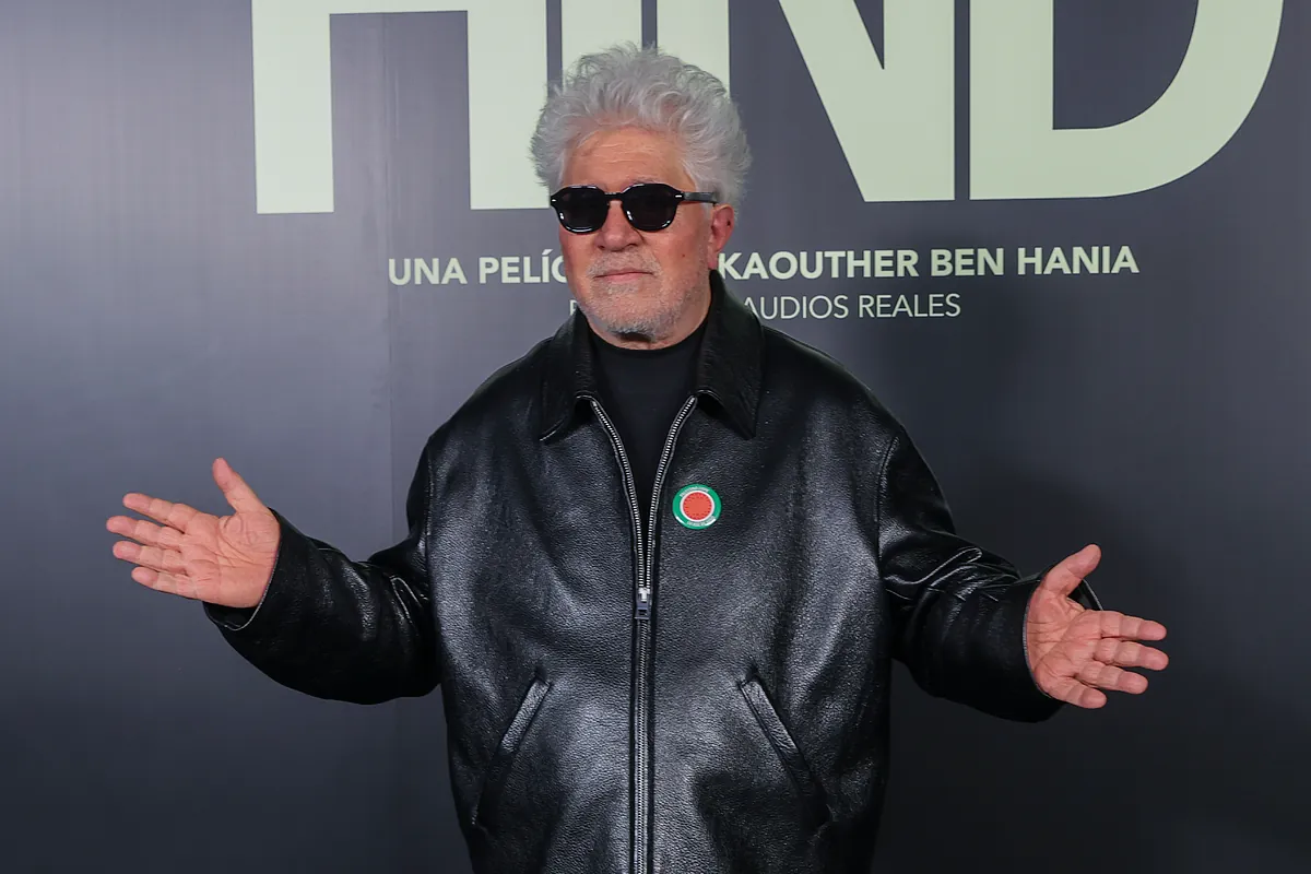 Pedro Almodóvar y su temor político: "Estamos al borde de que todo salte por los aires"