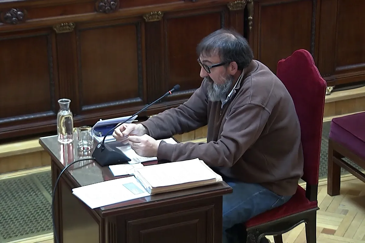 Koldo reconoce que en el PSOE le pagaban con billetes de 500 y los llamaba "chistorras"