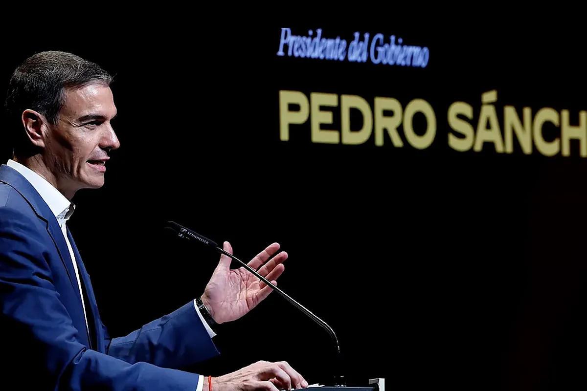 Sánchez: "Sin inmigrantes cerrarían 90.000 bares en España"