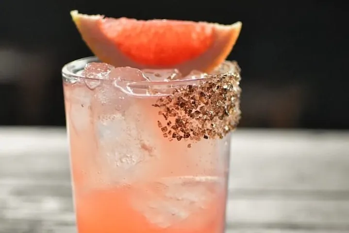 La paloma y otros tres cócteles tendencia que no dejarás de beber este verano