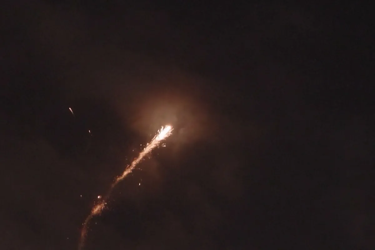 Irán responde a Israel con una lluvia de misiles sobre Tel Aviv