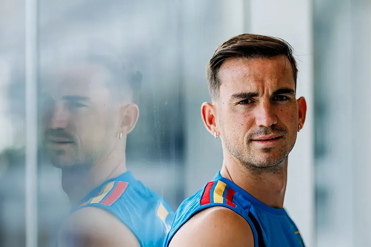 Entrevista a Fabián Ruiz, el futbolista que consiguió que su madre no trabajase más y que juega con "alma"
