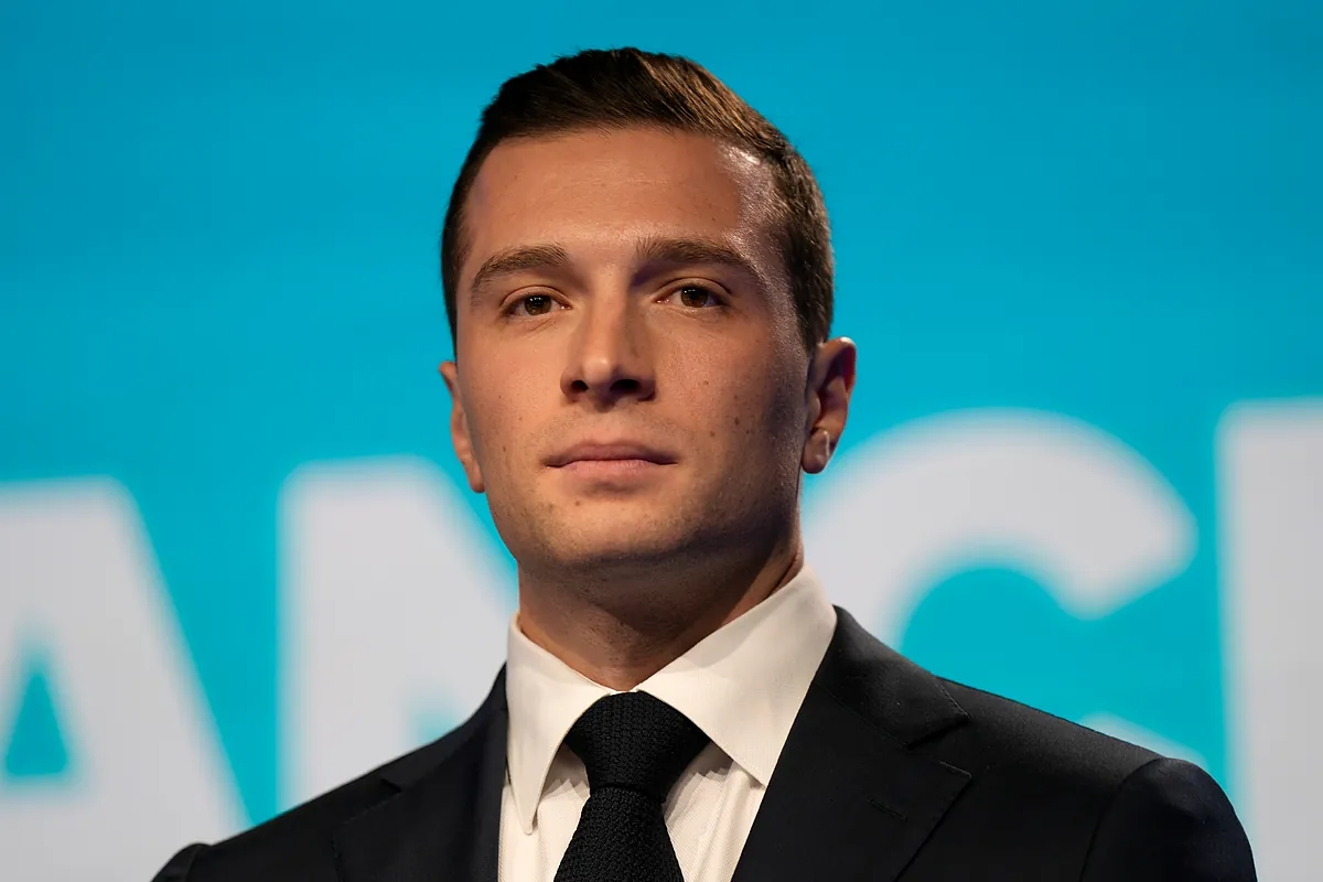 Jordan Bardella hace oficial su relación con María Carolina de Borbón-Dos Sicilias: "No podíamos seguir escondiéndonos"