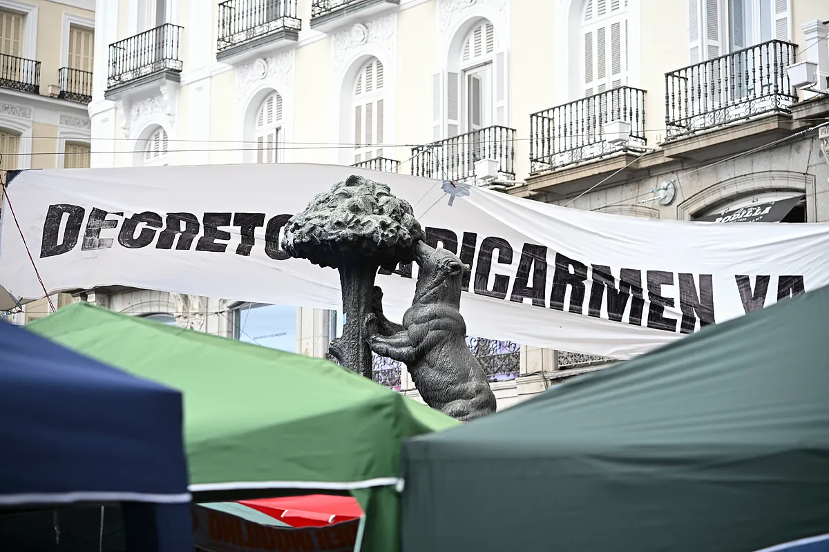 Spanish government's housing decrees face criticism and legal challenges
