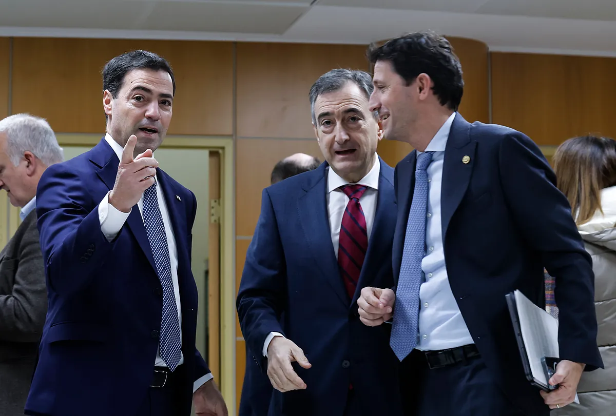 Aitor Esteban advierte que el PNV "no se quedará con los brazos cruzados" si se retrasa la gestión de la Seguridad Social a Euskadi