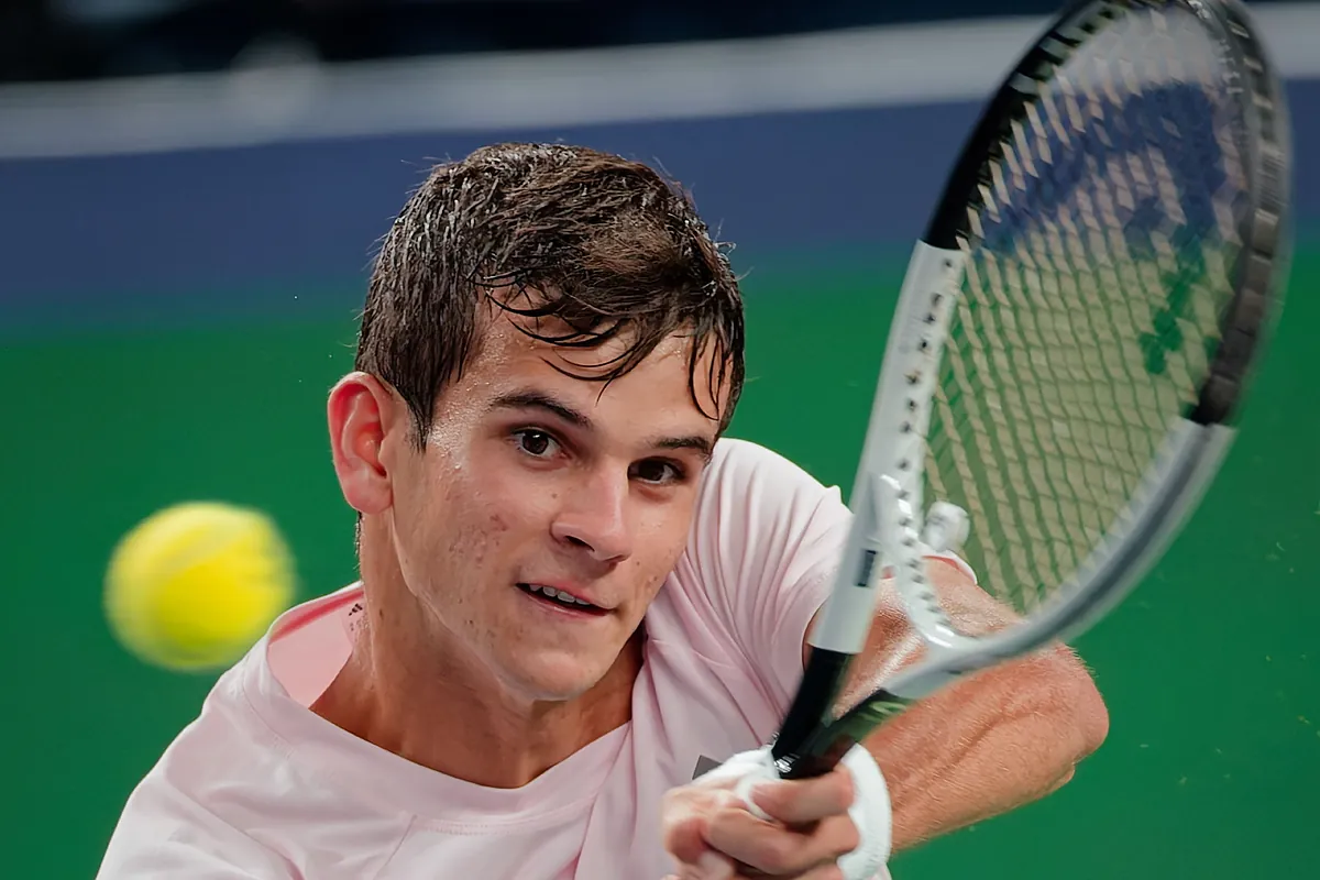 Rafa Jódar eliminated by Valentin Vacherot in Basel
