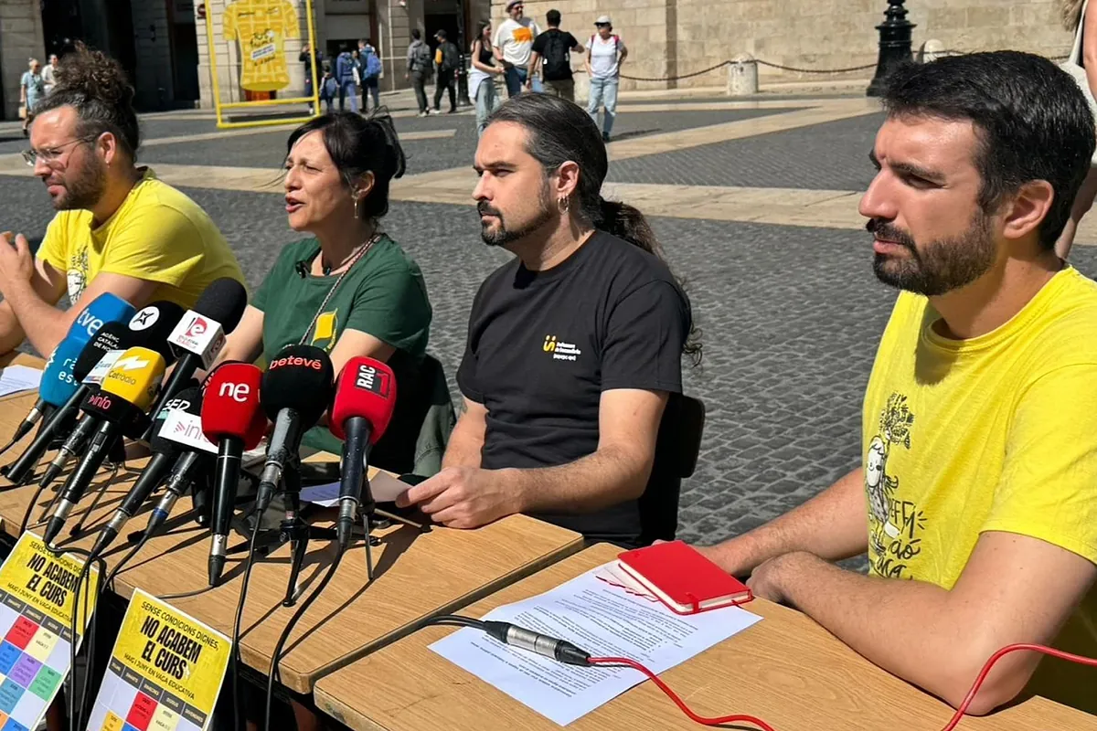 Los profesores catalanes vuelven a la huelga y avisan a Illa: "Sin una propuesta digna, el curso no acabará con normalidad"